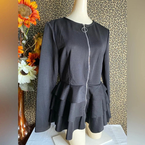 🌻5/$25🌻SHEIN Black Zip Up Ruffled Blouse | LARGE | - Picture 2 of 8